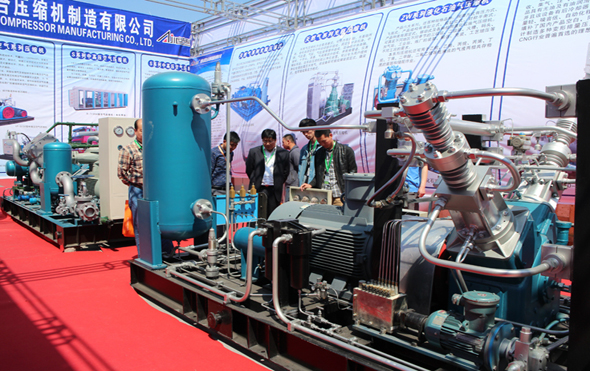 聯(lián)合一直在努力-2014國(guó)際天然氣汽車(chē)、加氣站設(shè)備展會(huì)